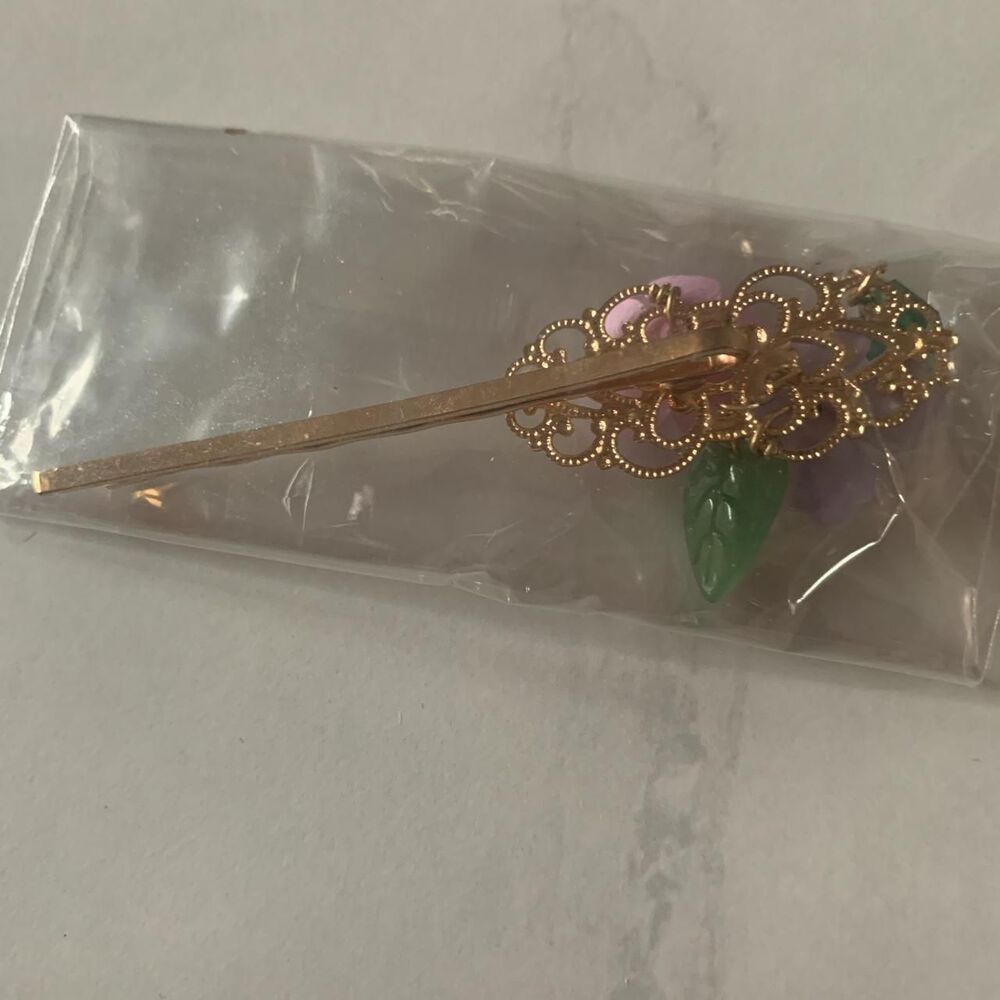 Floral Hanfu Hair Pin in Pink and Gold - Picture 3 of 3